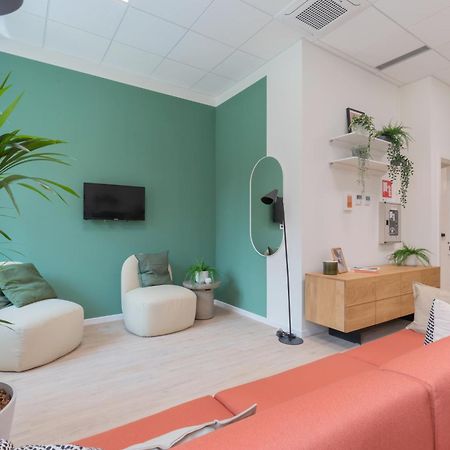 Well-Located Campus Rooms Near City Park Milano Dış mekan fotoğraf