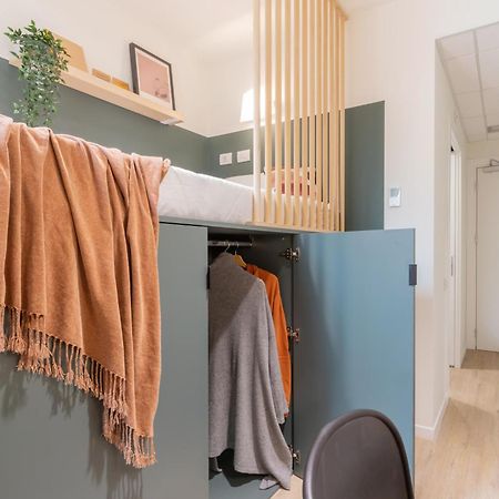 Well-Located Campus Rooms Near City Park Milano Dış mekan fotoğraf