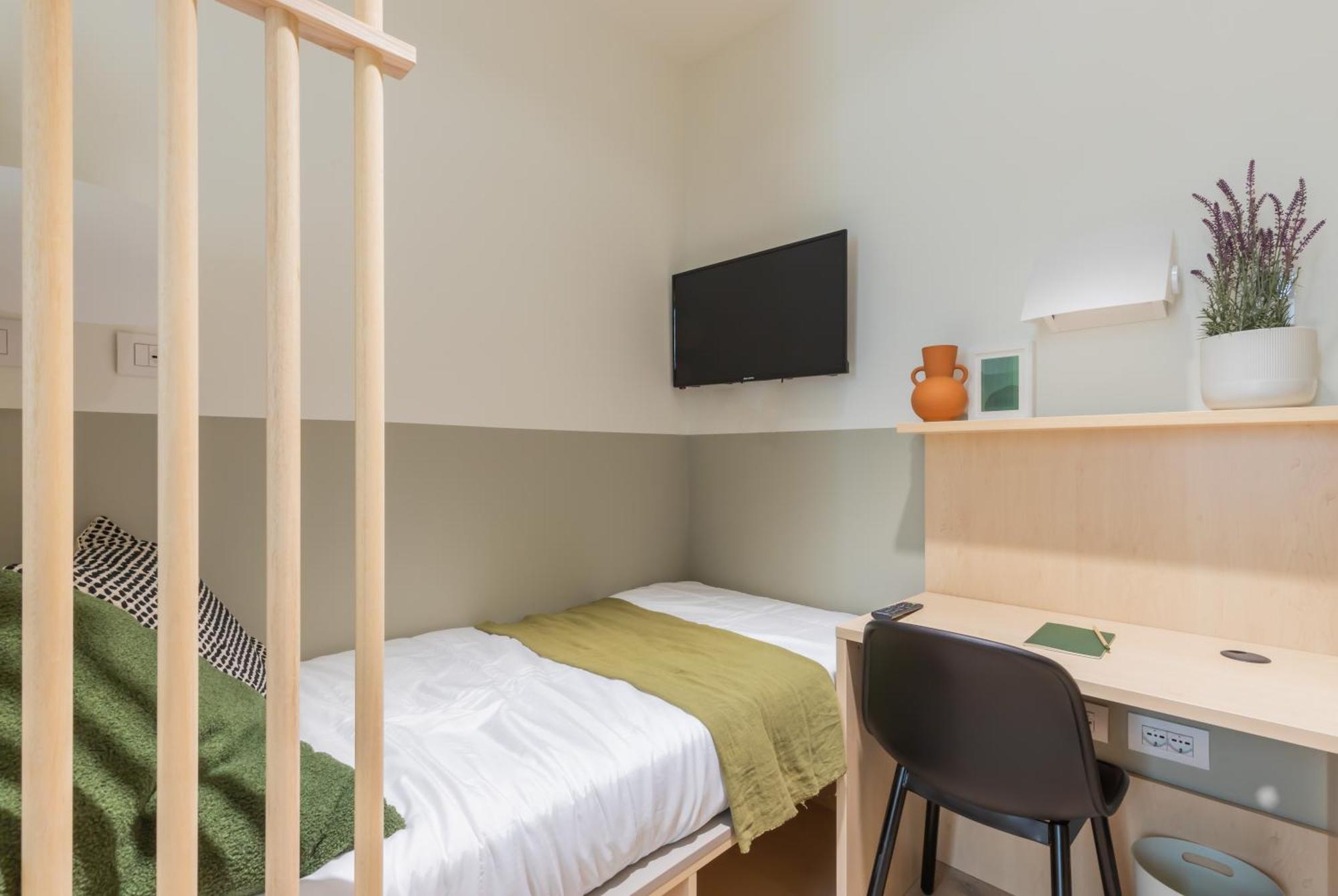 Well-Located Campus Rooms Near City Park Milano Dış mekan fotoğraf