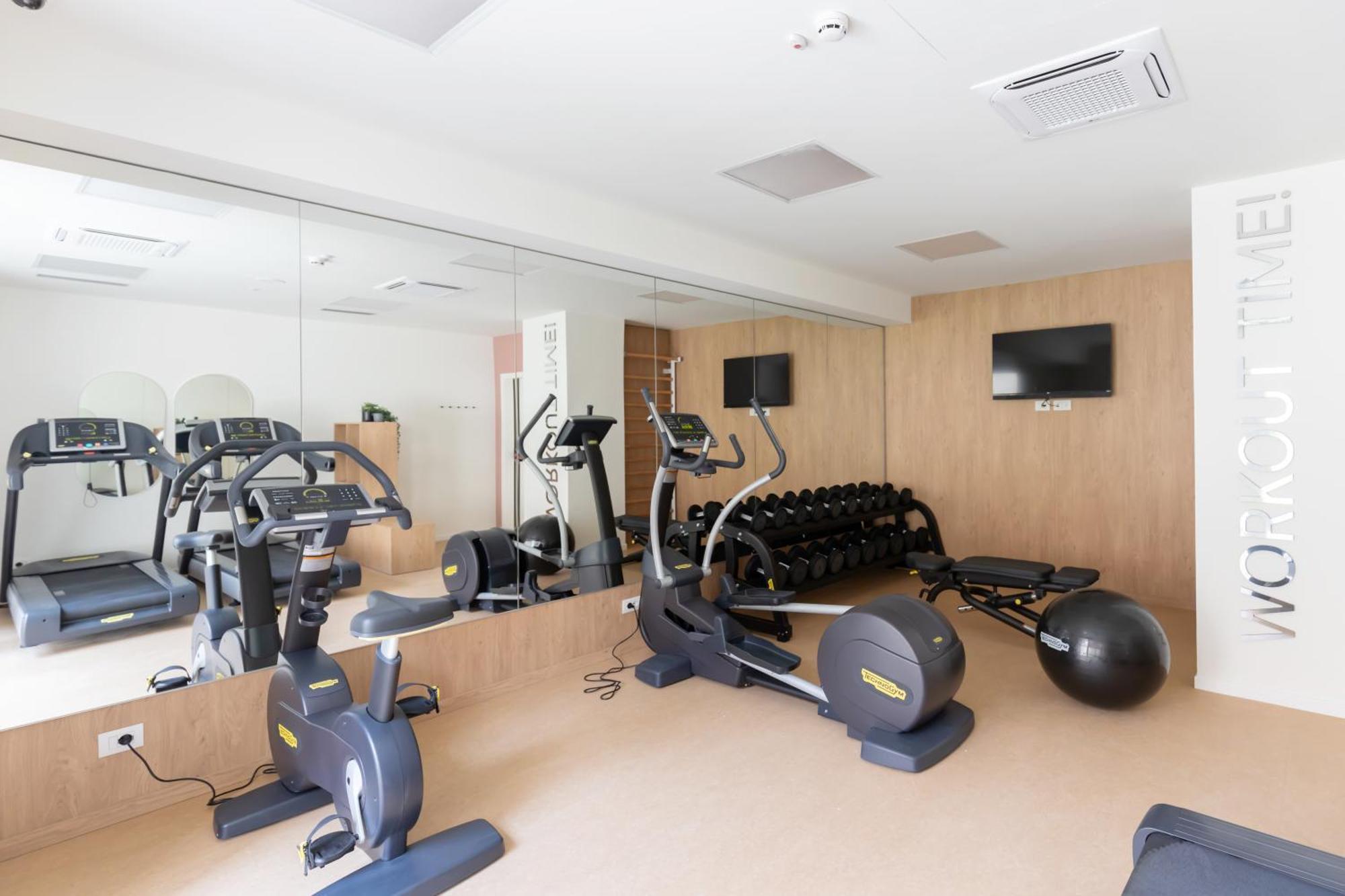 Well-Located Campus Rooms Near City Park Milano Dış mekan fotoğraf